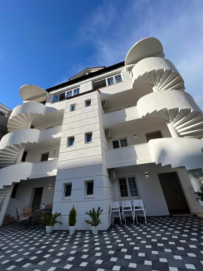Hotel Vila Herta ドゥラス エクステリア 写真