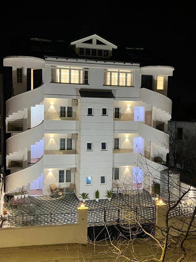 Hotel Vila Herta ドゥラス エクステリア 写真